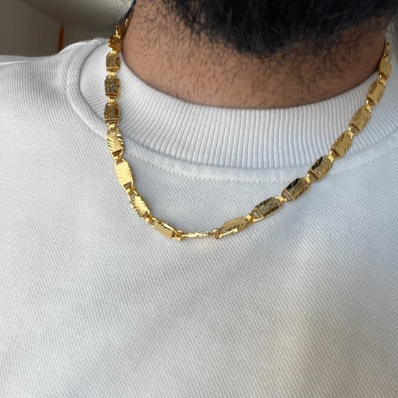 Custom Designed Links Gold Coated Chain - Picture 3 of 4